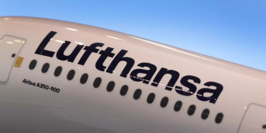 Lufthansa Logo auf einer Maschine