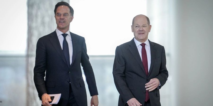 Der niederländische Ministerpräsident Mark Rutte und Bundeskanzler Olaf Scholz.