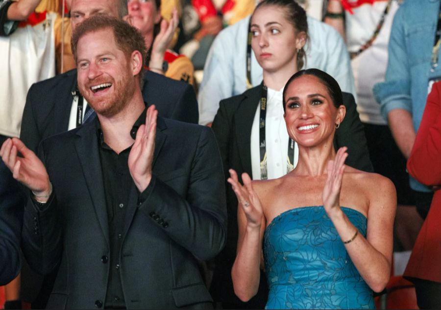 Prinz Harry und Meghan Markle wollen angeblich ihr Image verbessern.