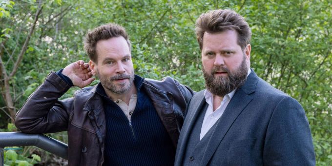 Die Schauspieler Wanja Mues (l) und Antoine Monot, Jr. spielen die Hauptrollen bei «Ein Fall für zwei». Die Schauspieler Wanja Mues (l) und Antoine Monot, Jr. spielen die Hauptrollen bei «Ein Fall für zwei».