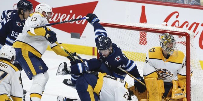 Winnipeg Jets gewinnen gegen Nashville.