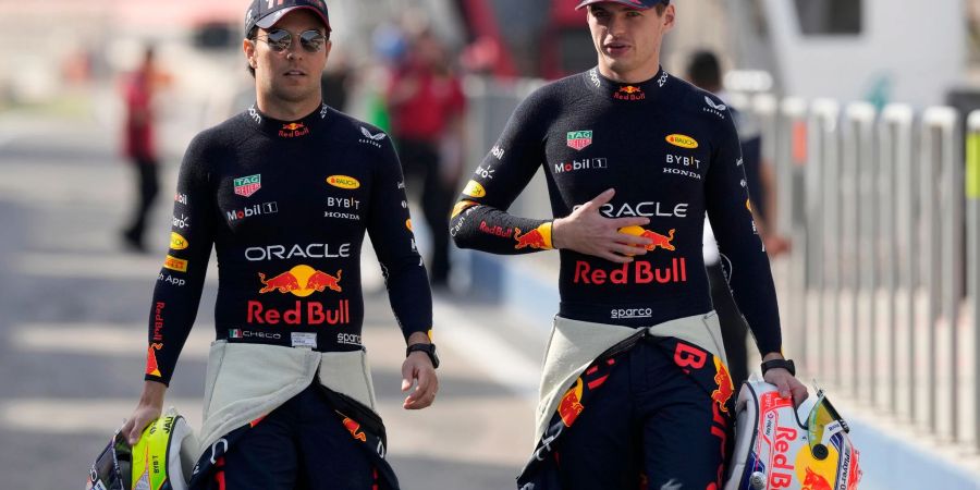 Max Verstappen (r) und Sergio Perez sind in Miami die Topfavoriten.