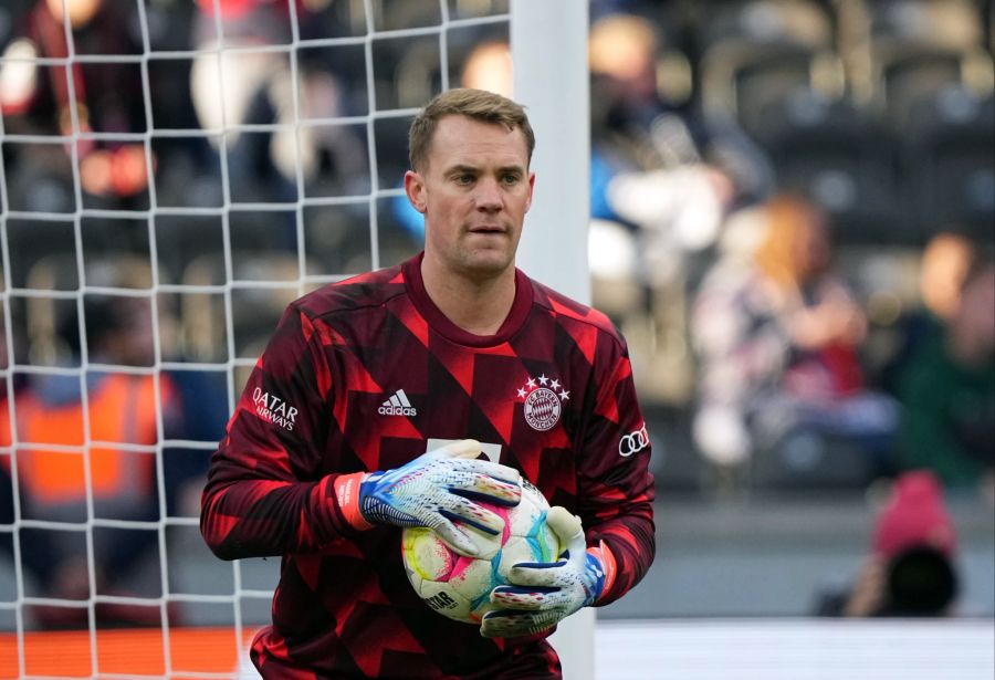 Dort vertritt er den verletzten Stammkeeper Manuel Neuer.