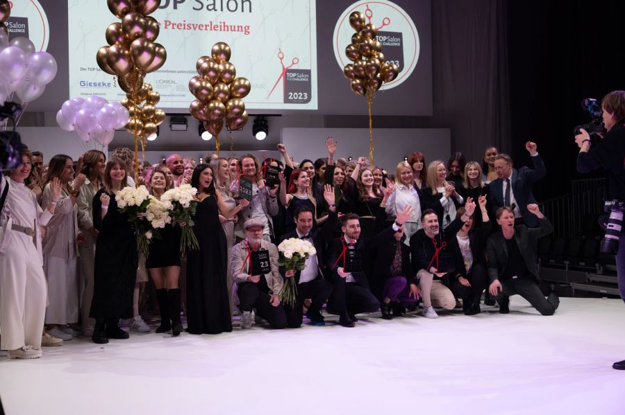 Die strahlenden Gewinner on Top Salon 2023.