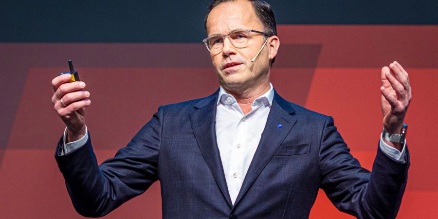 Der Messechef Jochen Köckler spricht über die Schlüsselrolle der Industrie, wenn es darum geht, den Ausstoss klimaschädlicher Treibhausgase zu senken und Produkte zu entwickeln, die wenig Energie verbrauchen.