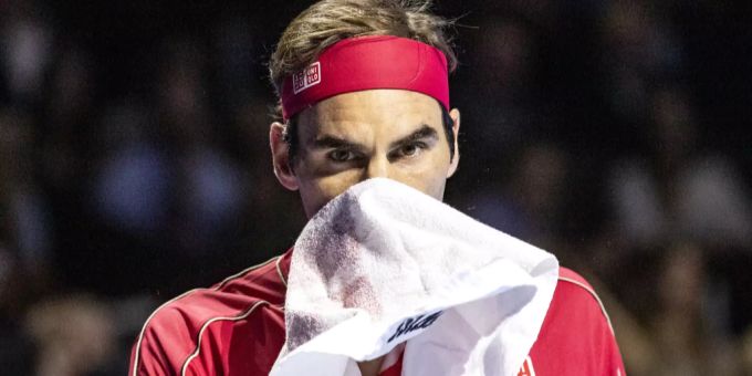 Roger Federer kommt zurück nach zwei Knie-Operationen. Roger Federer