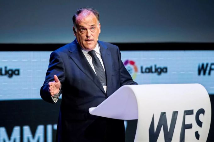 Will den Spielbetrieb in Spanien am 12. Juni wieder aufnehmen: La-Liga-Präsident Javier Tebas. La Liga