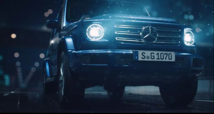 Eine Szene aus dem Werbevideo zur Mercedes-Benz G-Klasse. Mercedes-Benz