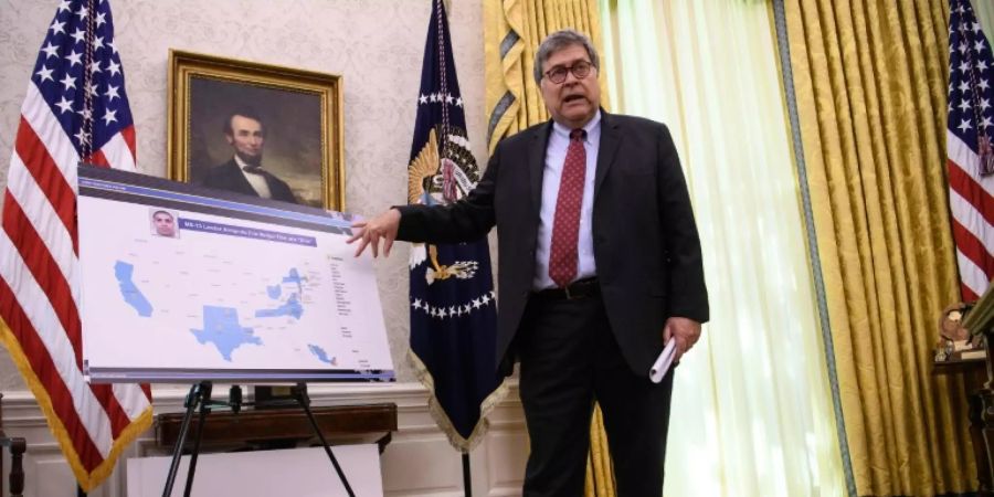 Justizminister Bill Barr im Weissen Haus