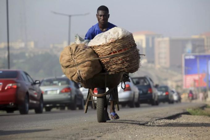 In Afrika können sich nicht viele einen Lockdown leisten. Afrika