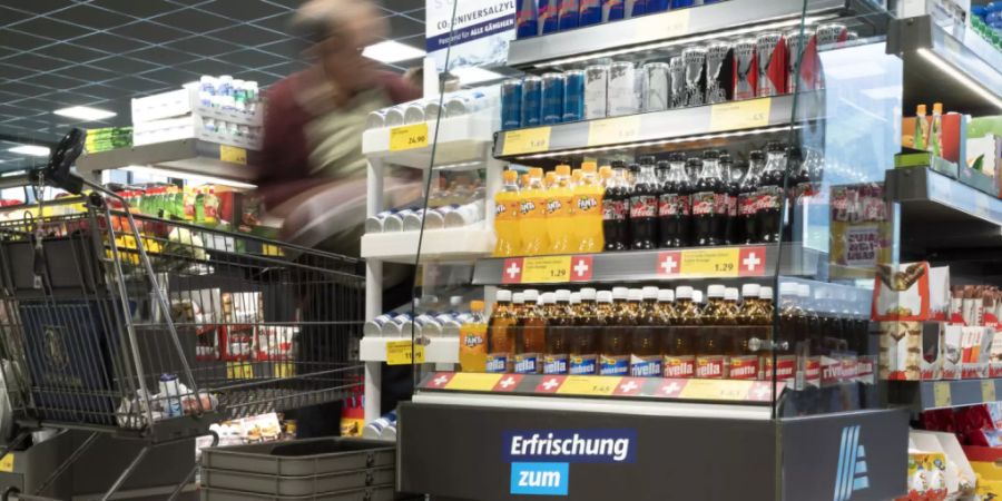 Aldi Schweiz modernisiert seine Filialen. Der Umbau auf das neue Ladenkonzept ist vorerst auf 30 Filialen in der Deutschschweiz begrenzt. (Archivbild)