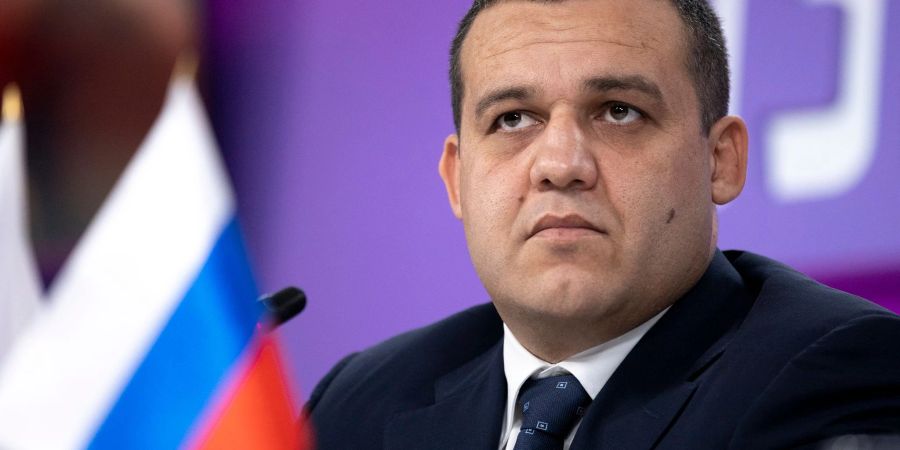 Umar Kremlew bleibt Präsident des Boxweltverbandes AIBA.