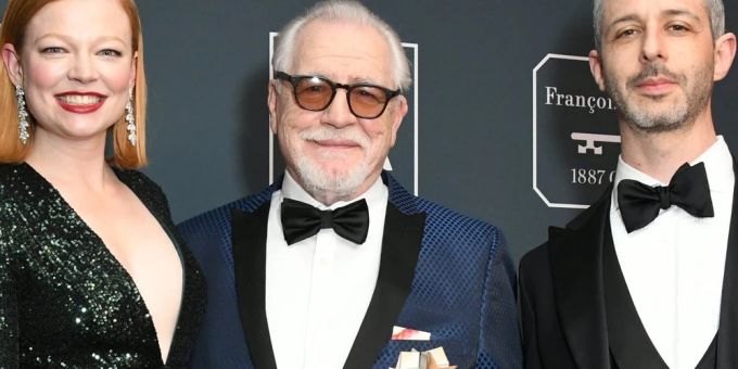 Drei der «Succession»-Stars: Sarah Snook, Brian Cox (M.) und Jeremy Strong bei einem gemeinsamen Auftritt in Santa Monica. Drei der «Succession»-Stars: Sarah Snook, Brian Cox (M.) und Jeremy Strong bei einem gemeinsamen Auftritt in Santa Monica.