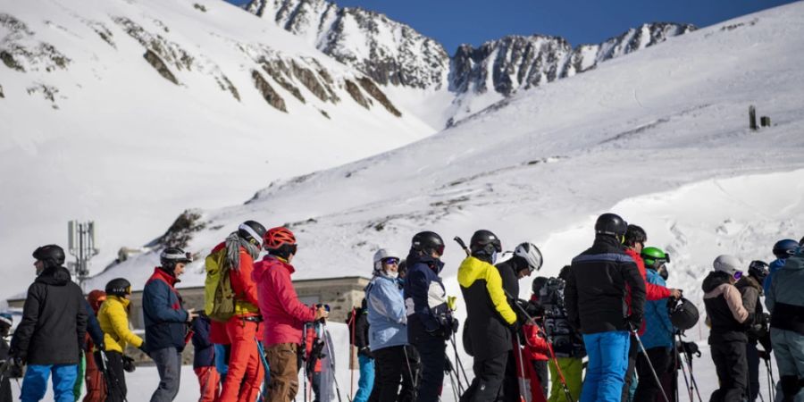 Gute Wetterverhältnisse lockten viele Menschen in die Berge. (Archivbild)