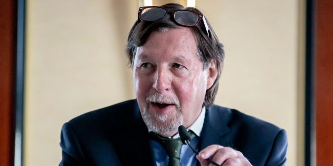 Christoph Heubner, Exekutiv-Vizepräsident des Internationalen Auschwitz Komitees. Mit Blick auf den Prozess gegen einen mutmasslichen ehemaligen Wachmann des Konzentrationslagers Sachsenhausen dringt das Internationale Auschwitz Komitee (IAK) auf eine verstärkte Ahndung von Nazi-Verbrechen. Christoph Heubner, Exekutiv-Vizepräsident des Internationalen Auschwitz Komitees. Mit Blick auf den Prozess gegen einen mutmasslichen ehemaligen Wachmann des Konzentrationslagers Sachsenhausen dringt das Internationale Auschwitz Komitee (IAK) auf eine verstärkte Ahndung von Nazi-Verbrechen.