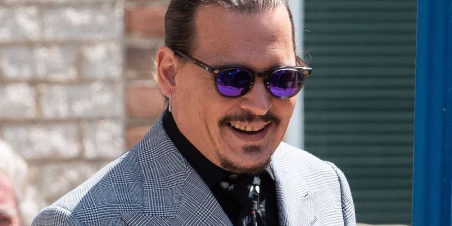 Johnny Depp hat wieder mehr Grund zum Lachen.