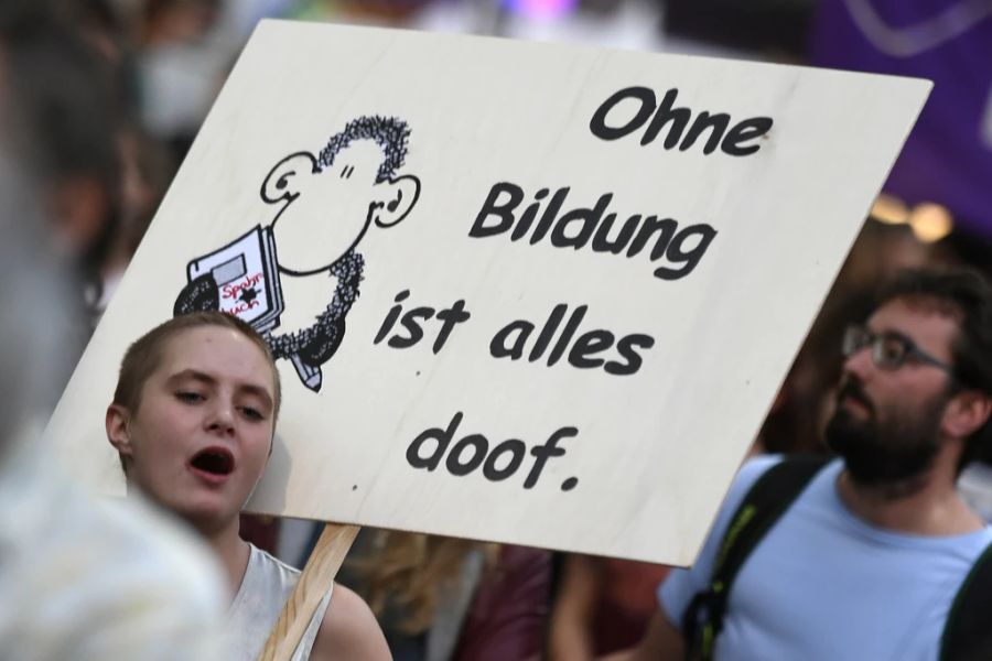 Protest Bildung doof