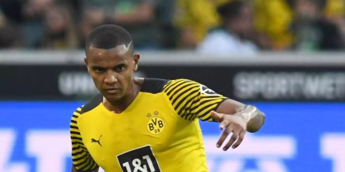 Dortmunds Manuel Akanji hat Probleme im linken Adduktoren-Bereic. Foto: Bernd Thissen/dpa/Archivbild Dortmunds Manuel Akanji hat Probleme im linken Adduktoren-Bereic. Foto: Bernd Thissen/dpa/Archivbild