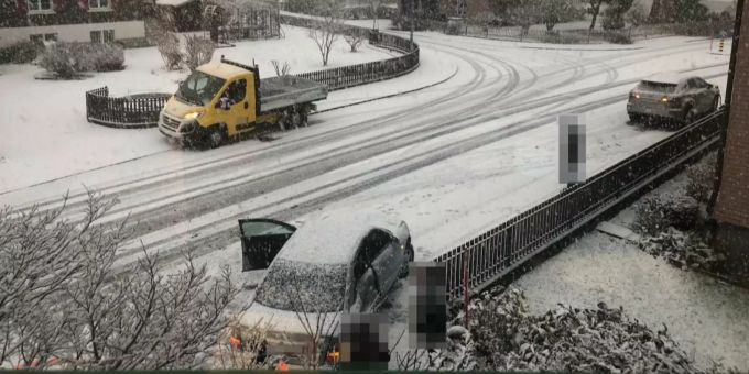 Es entstand Sachschaden von mehreren Zehntausend Franken. Unfall