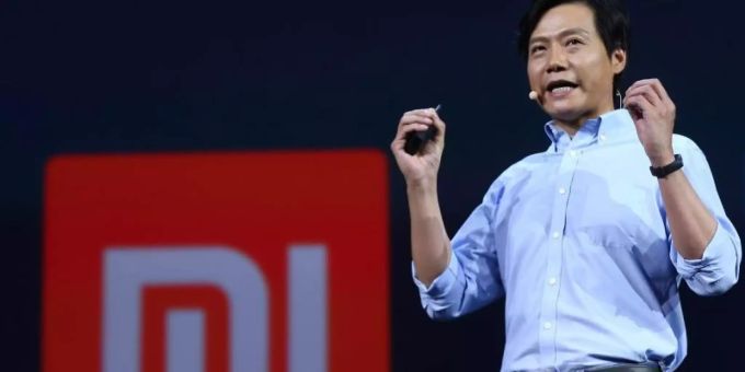 Xiaomi-Chef Lei Jun: Der Elektronikkonzern plant eine E-Auto-Fabrik in Peking. Foto: Wu Hong/EPA/dpa Xiaomi-Chef Lei Jun: Der Elektronikkonzern plant eine E-Auto-Fabrik in Peking. Foto: Wu Hong/EPA/dpa