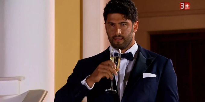 Bachelor Erkan hat die Qual der Wahl. der bachelor