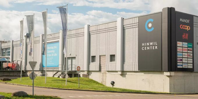 Hinwil Center in der Gemeinde Hinwil (ZH). Hinwil Center in der Gemeinde Hinwil (ZH).