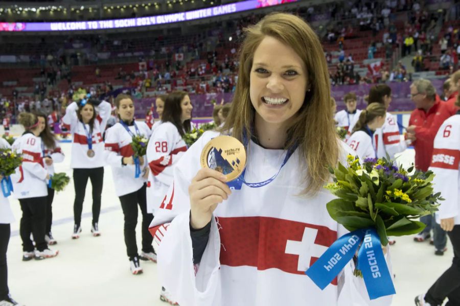 2014 holen Florence Schelling und Co. an den Olympischen Spielen in Sotschi sensationell die Bronzemedaille.