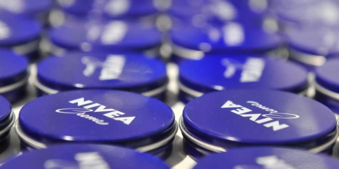 Zu Beiersdorf gehört unter anderem die Marke Nivea Zu Beiersdorf gehört unter anderem die Marke Nivea