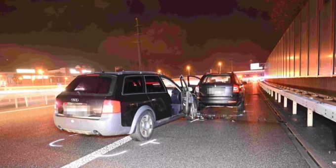 Der entstandene Sachschaden wird auf rund 27'000 Franken geschätzt. Unfall