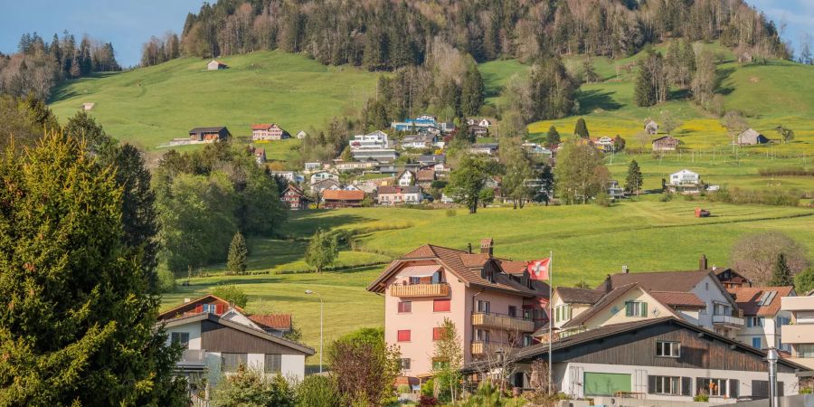 Blick auf die Gemeinde Gommiswald im Kanton St.Gallen.