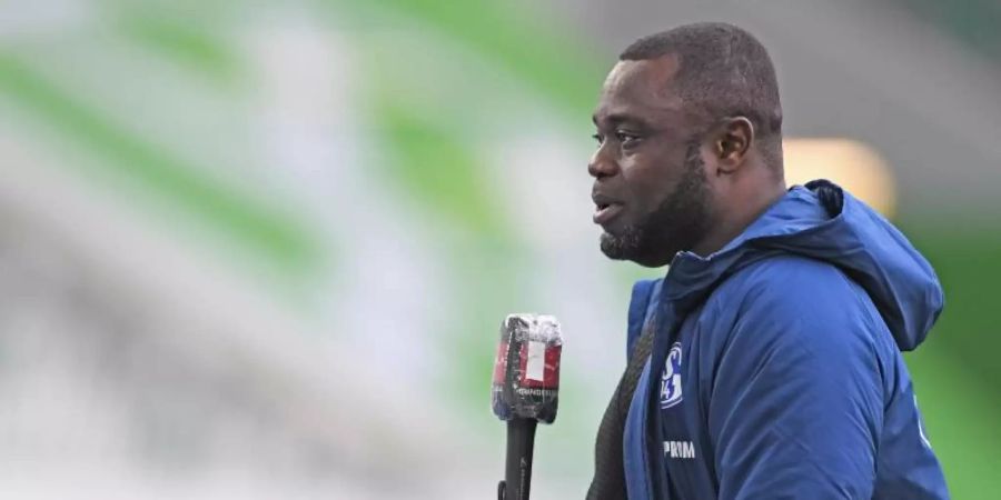Gerald Asamoah, Koordinator der Lizenzspielerabteilung beim FC Schalke 04. Foto: Swen Pförtner/dpa