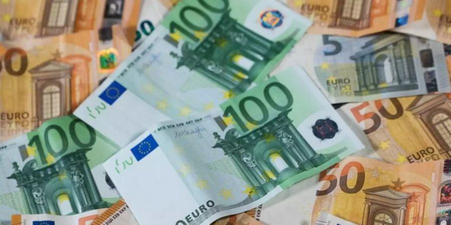 Rund 16,4 Billionen Euro betrug 2020 das Privatvermögen in Deutschland. Foto: Jens Büttner/dpa-Zentralbild/dpa