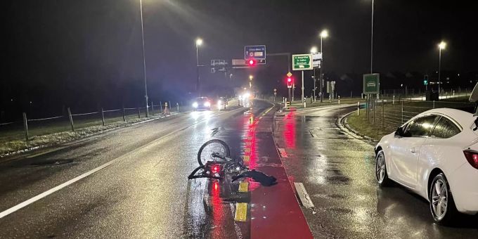 Die Velofahrerin wurde leicht verletzt.