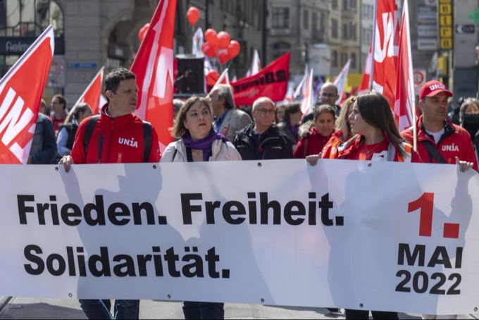 Ein Kundgebung am 1. Mai 2022 in Basel. (Archivbild) 1. Mai Feiertag Streichen