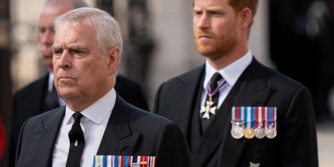 Gesetz-Änderung - King Charles will Harry und Andrew austauschen