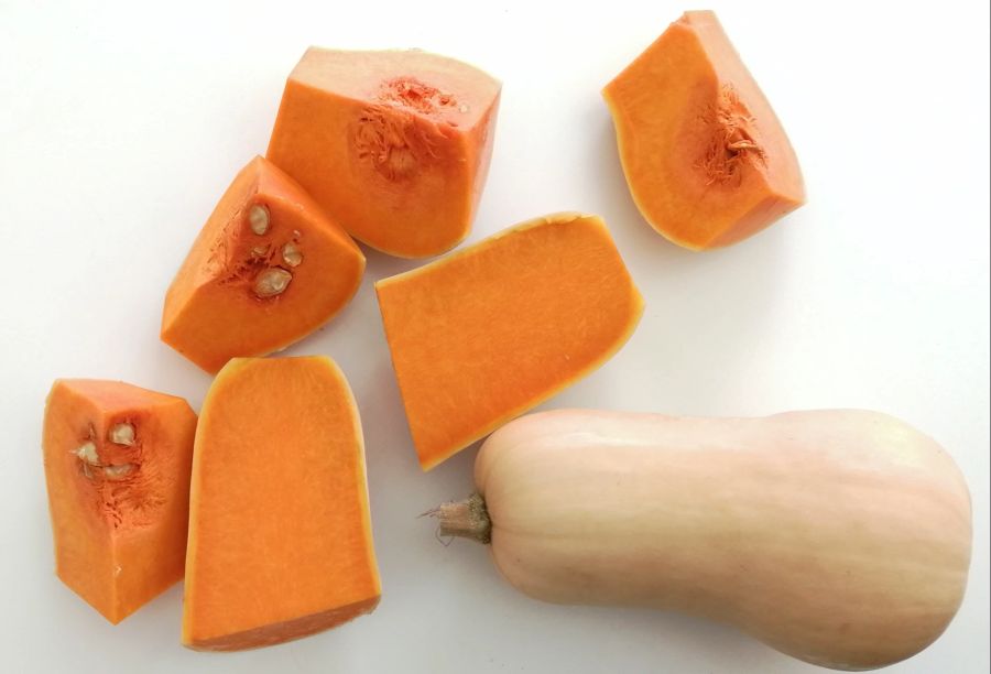 Kürbis Butternut Samen gelb Fruchtfleisch