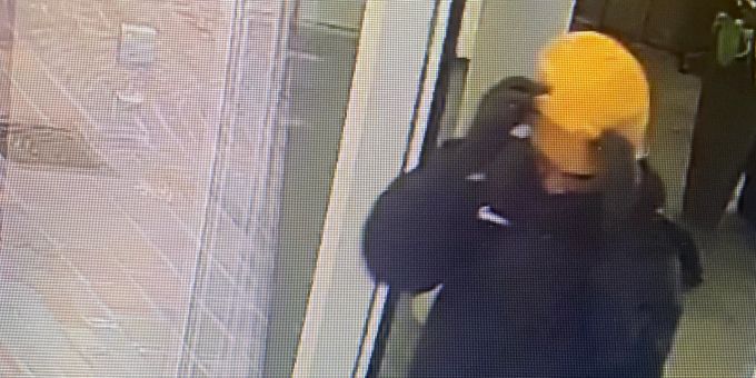 Frauenfeld TG - Unbekannter versucht Bank mit Messer zu überfallen