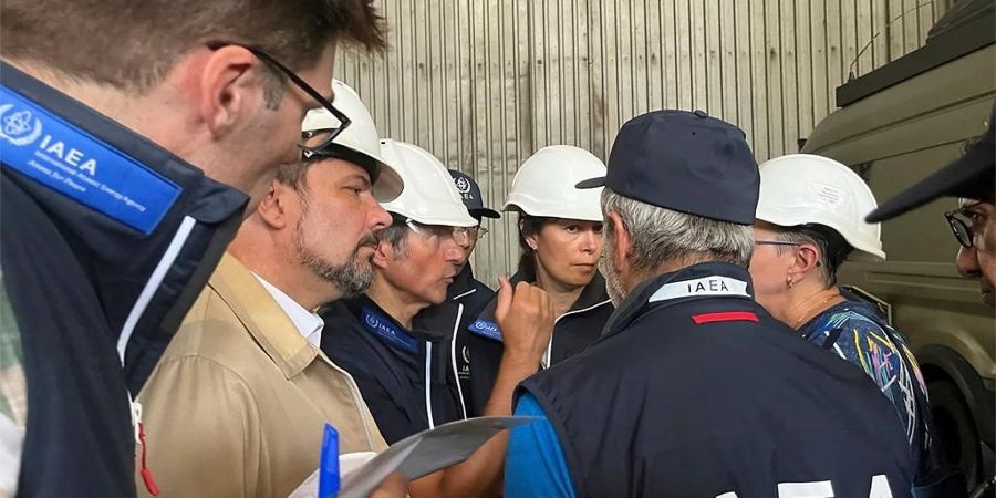 Der IAEA-Generaldirektor Rafael Mariano Grossi und Mitglieder der IAEA-Unterstützungs- und Hilfsmission kommen im Kernkraftwerk Saporischschja an.