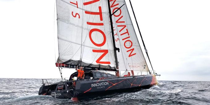 Segler Norbert Sedlacek an Bord seiner Yacht IY Open60AAL. Segler Norbert Sedlacek an Bord seiner Yacht IY Open60AAL.