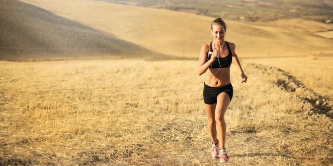 Frau Joggen Feld Sommer