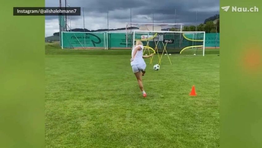 alishalehmann7-instagram-story-freekick