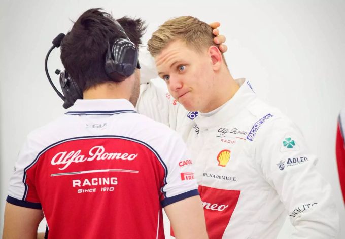 Mick Schumacher (Ferrari Driver Academy) testete 2019 in Bahrain schon für Alfa-Sauber. Formel 1 Ferrari Schumacher