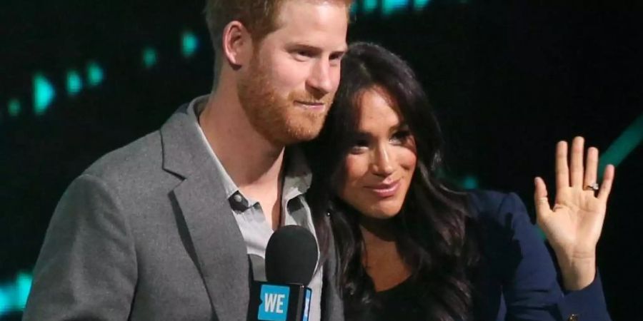 Der britische Prinz Harry und seine Frau Herzogin Meghan begrüssen ihre zukünftigen Instagram-Nutzer. Foto: Jonathan Brady/PA Wire