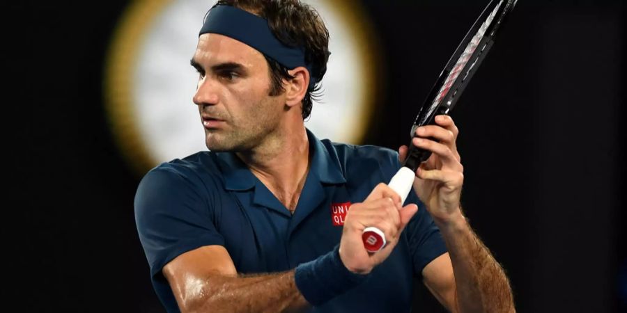 Roger Federer schlägt Rückhand