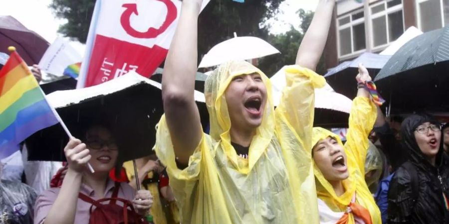 Taiwan ist das erste Land in Asien, das die Homoehe einführt. Foto: Chiang Ying-Ying/AP