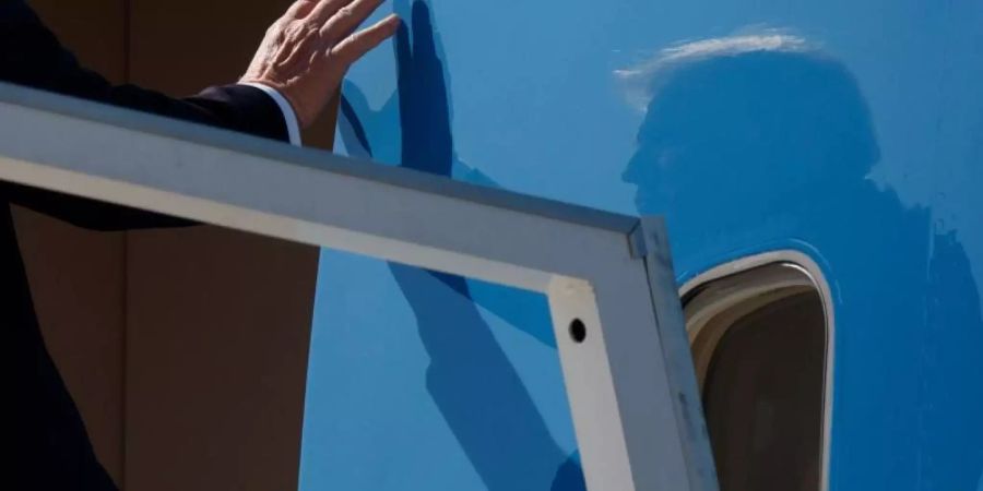 Trump ärgert es grundsätzlich, wenn Dinge, die in den USA konsumiert werden, nicht in den USA produziert werden. Foto: Evan Vucci/AP