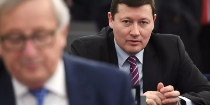 Martin Selmayr (r.) Martin Selmayr (r.)