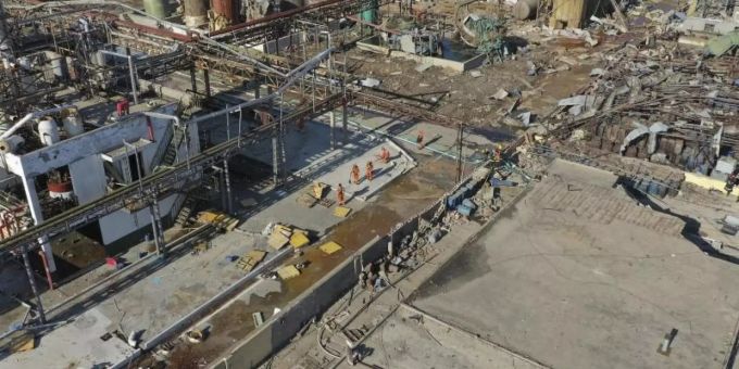 Die Explosion verwandelte den Chemiepark in ein Trümmerfeld. Foto: Ji Chunpeng/Xinhua Die Explosion verwandelte den Chemiepark in ein Trümmerfeld. Foto: Ji Chunpeng/Xinhua