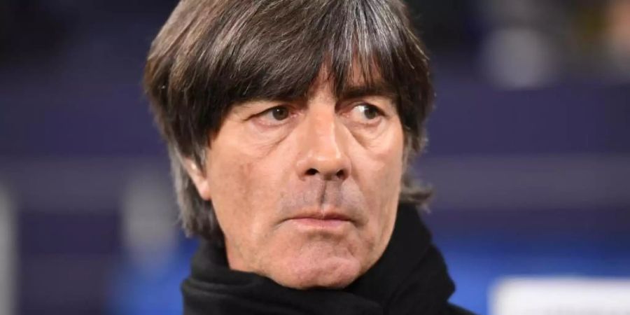 Joachim Löw stellt sich als Bundestrainer harten Entscheidungen, die auch verdiente Spieler treffen. Foto: Marius Becker