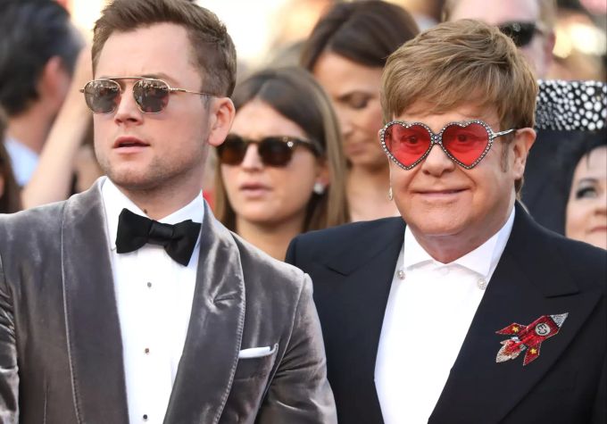 Taron Egerton und Elton John in Cannes. Taron Egerton, Elton John